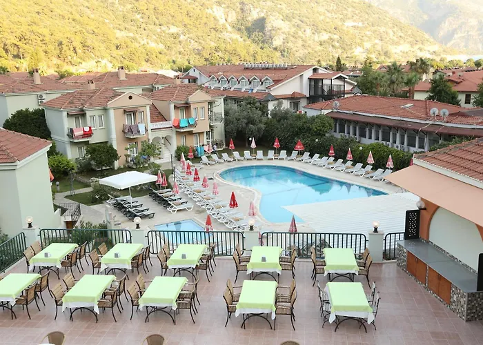 Hotel The Tower 3*